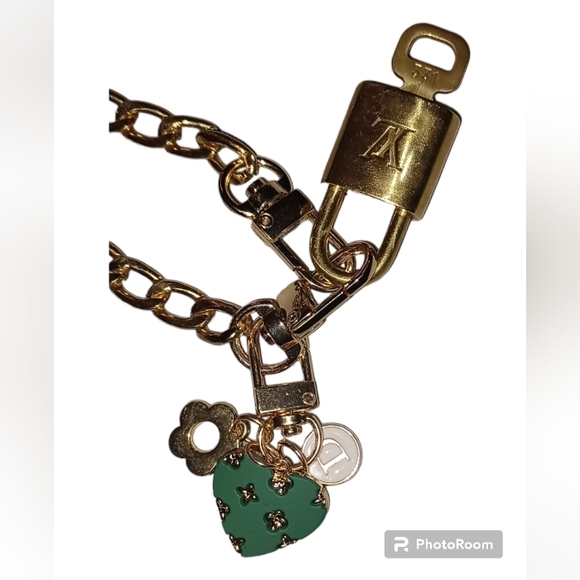 LOUIS VUITTON AUTHENTIC LOCK π #331 NECKLACE UNBRANDED CHAIN βοΈ - Picture 3 of 4